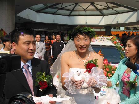 chn_zhangning_49_wedding.jpg (35098 ֹ)