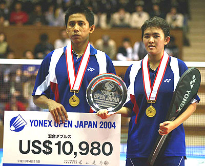 ina_nova_vita_01_jpn04.jpg (30076 ֹ)