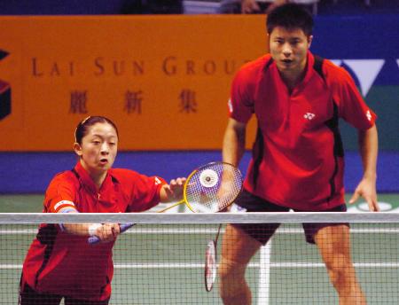 chn_xiezhongbo_zhangyawen_28_hkg05.jpg (25574 ֹ)
