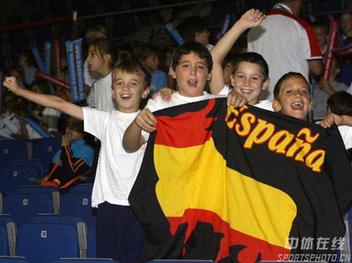 bwc_spectator.jpg (50395 ֹ)