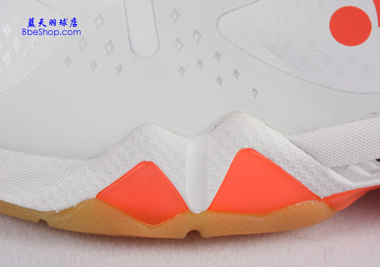 YONEX SHB-02LX